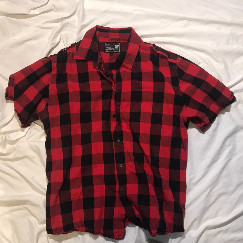 Men’s XL Plaid Button Up